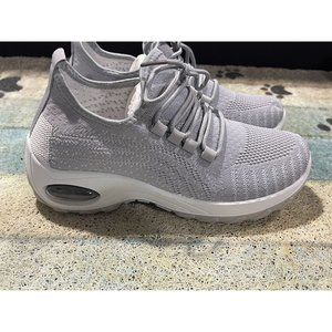 Women's Musshoe Breathable laced Sneakers Size: 6